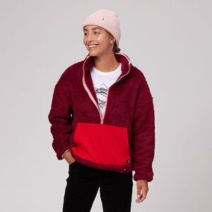 Backcountry Oversized Fleece Pullover in‎ Winterberry Size XL NWT